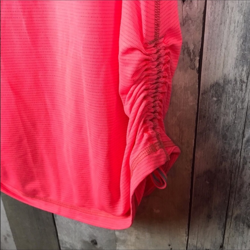 Lululemon Run-Tie & Fly Tank Flashlight Pink Sz 2 - Picture 5 of 7